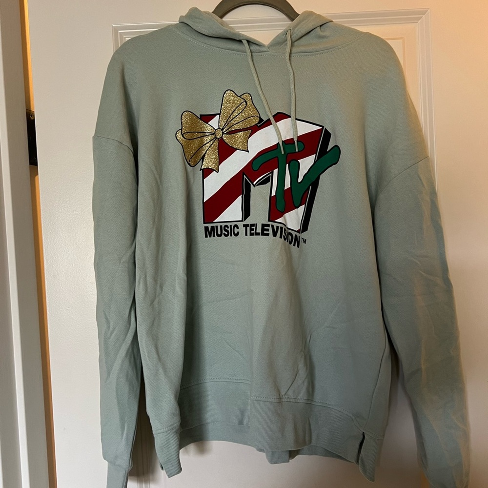 MTV sweatshirt